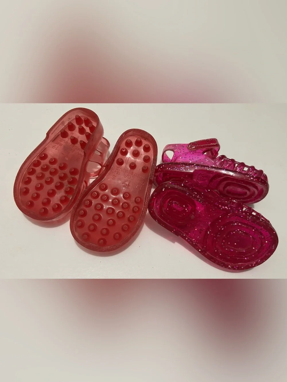 GAP Kids 2-Pair Jelly Sandal Bundle in Red and Hot Pink